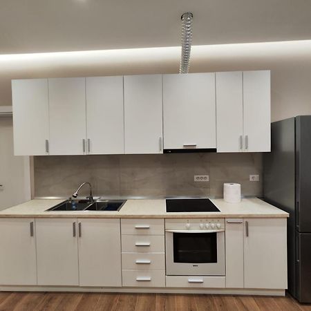 Pandora'S Box Apartament Tiranë Ngoại thất bức ảnh